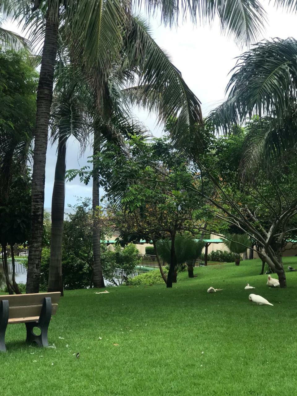 אקווירז Beach Place Resort Residence מראה חיצוני תמונה